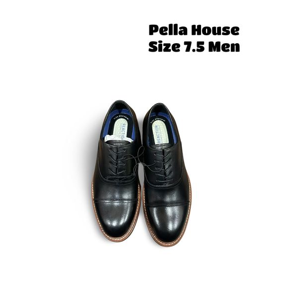 Kenneth Cole Reaction Black Oxfords - Picture 3 of 5